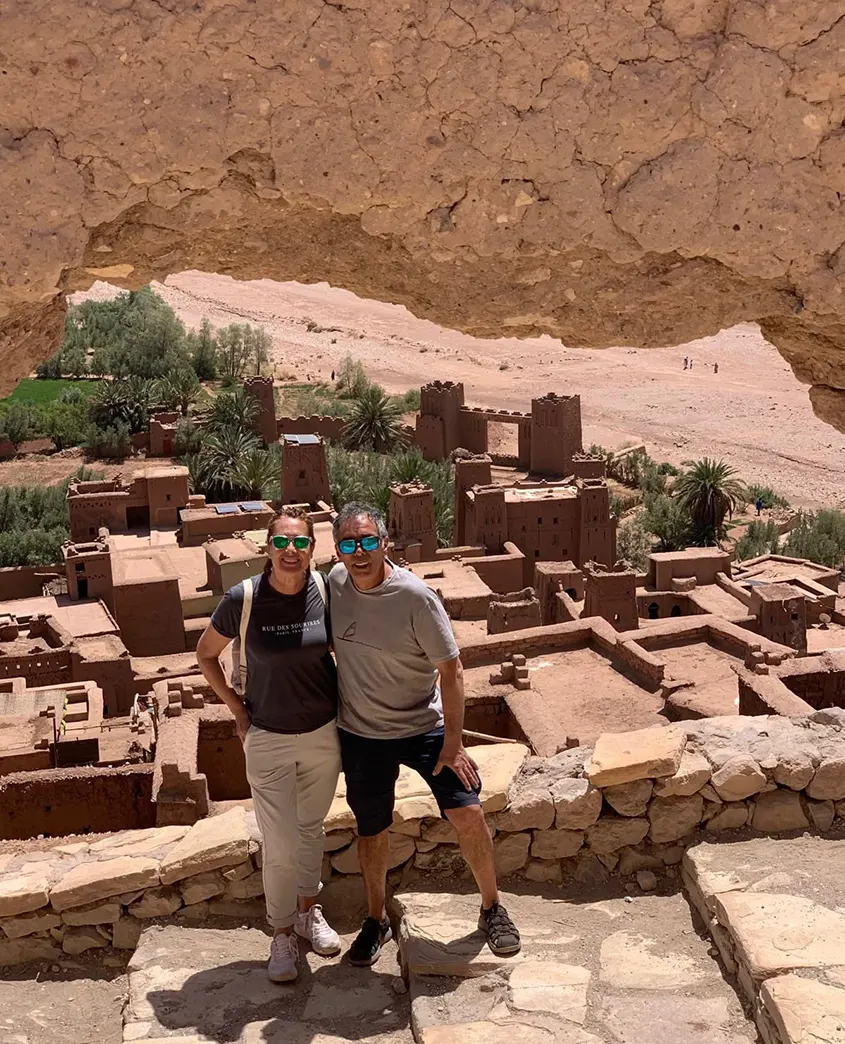 Vistas de Marruecos ciudad en el desierto